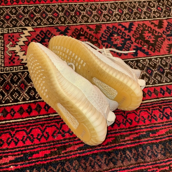 Adidas Yeezy Boost 350 V2 Cream Triple White | Authentic | With Box - Picture 5 of 6